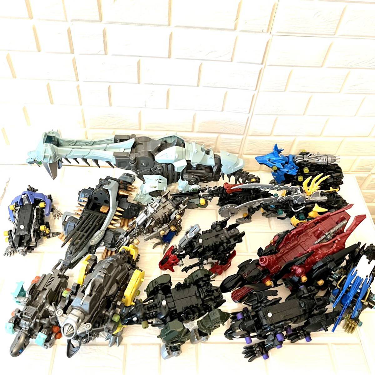 xoz10★ゾイド ワイルド　大量セット　ワイルドライフガー　ハンターウルフ ジェノスピノ 他　など