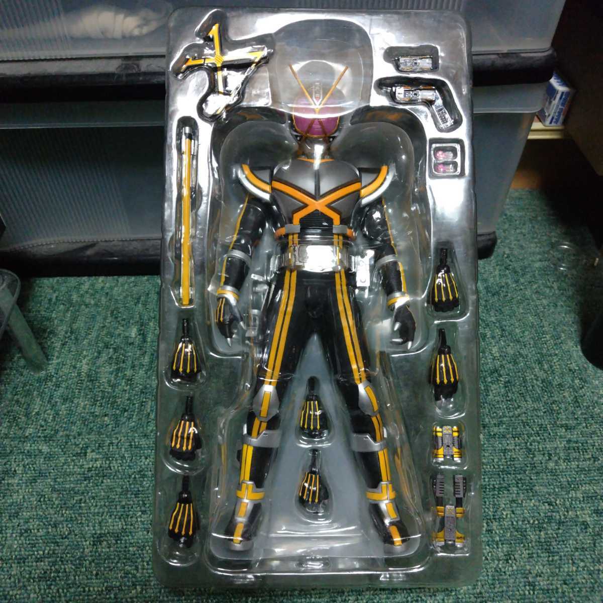 1円スタート　ジャンク　メディコム・トイ　RAH 仮面ライダーカイザ　仮面ライダーファイズ　RAH509
