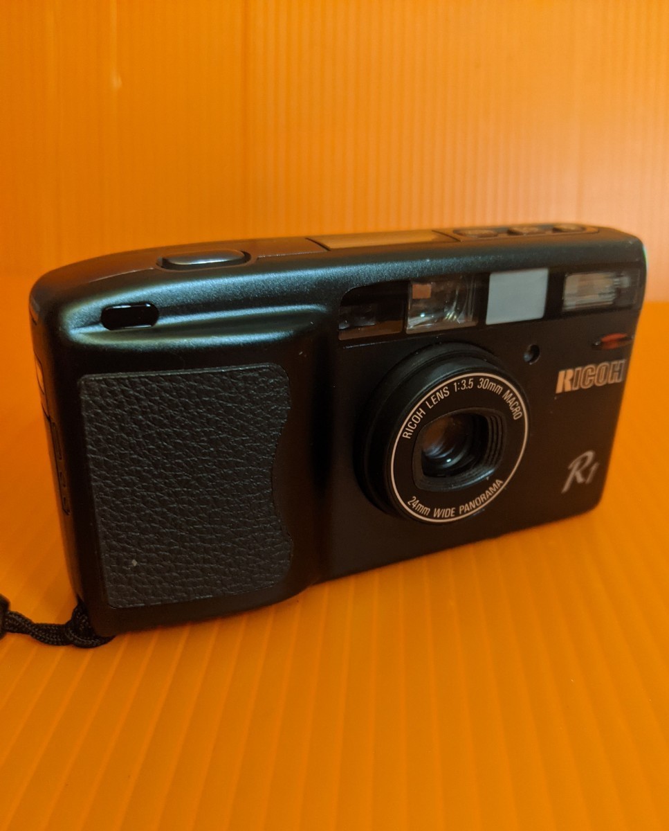 中古ジャンク RICHO R1フィルムコンパクトカメラ リコー 30mm F3.5 単焦点