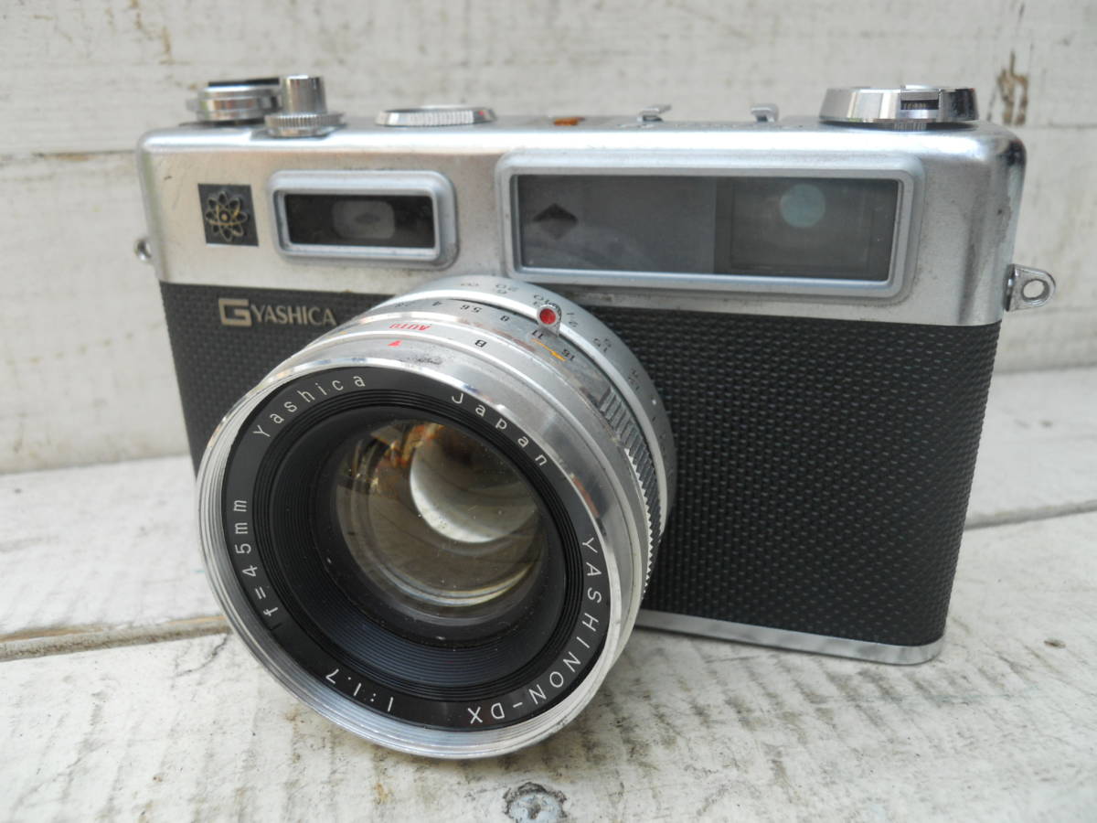 M9374 カメラ YASHICA Electoro35 傷汚れあり シャッターOK 現状 動作チェックなし ゆうパック60サイズ(0504)