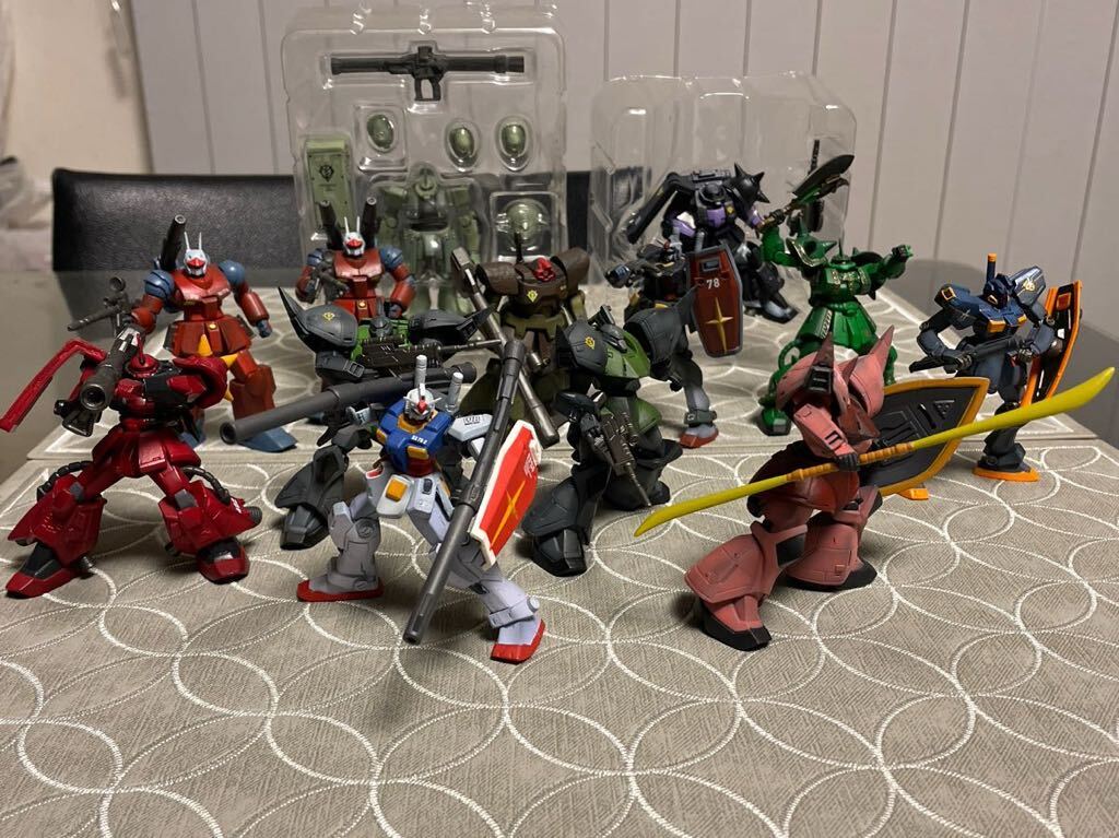 FWアルティメット オペレーション　ガンダム フィギュア　色々 計13体　送料着払 ゲルググ ドム ザク ガンキャノン GM バリエーション違い