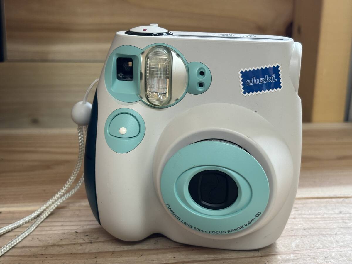FUJIFILM INSTAX MINI 7　CHEKI チェキ