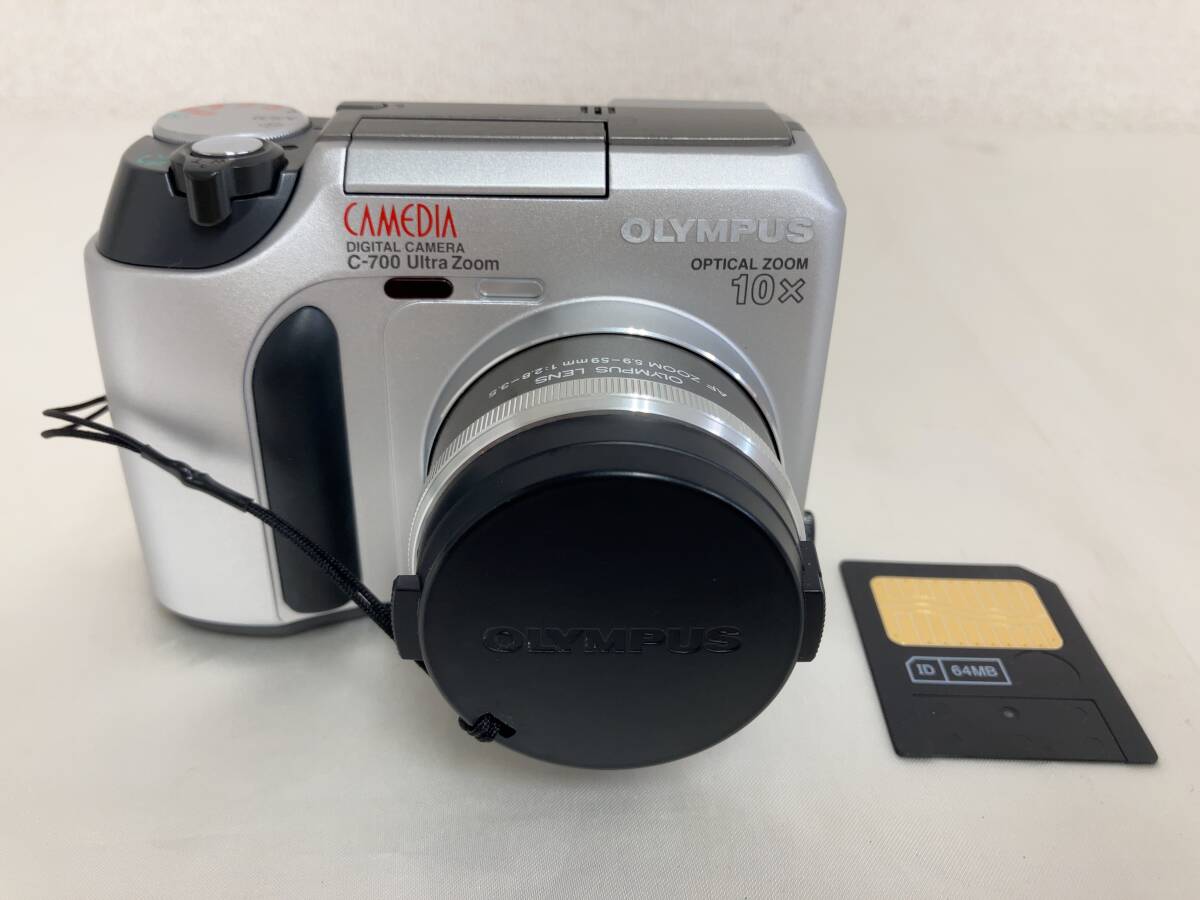 オリンパス OLYMPUS キャメディア CAMEDIA C-700 ★スマートメディア カード 64MB付き★ バッテリー単三電池 コンパクト デジタル カメラ