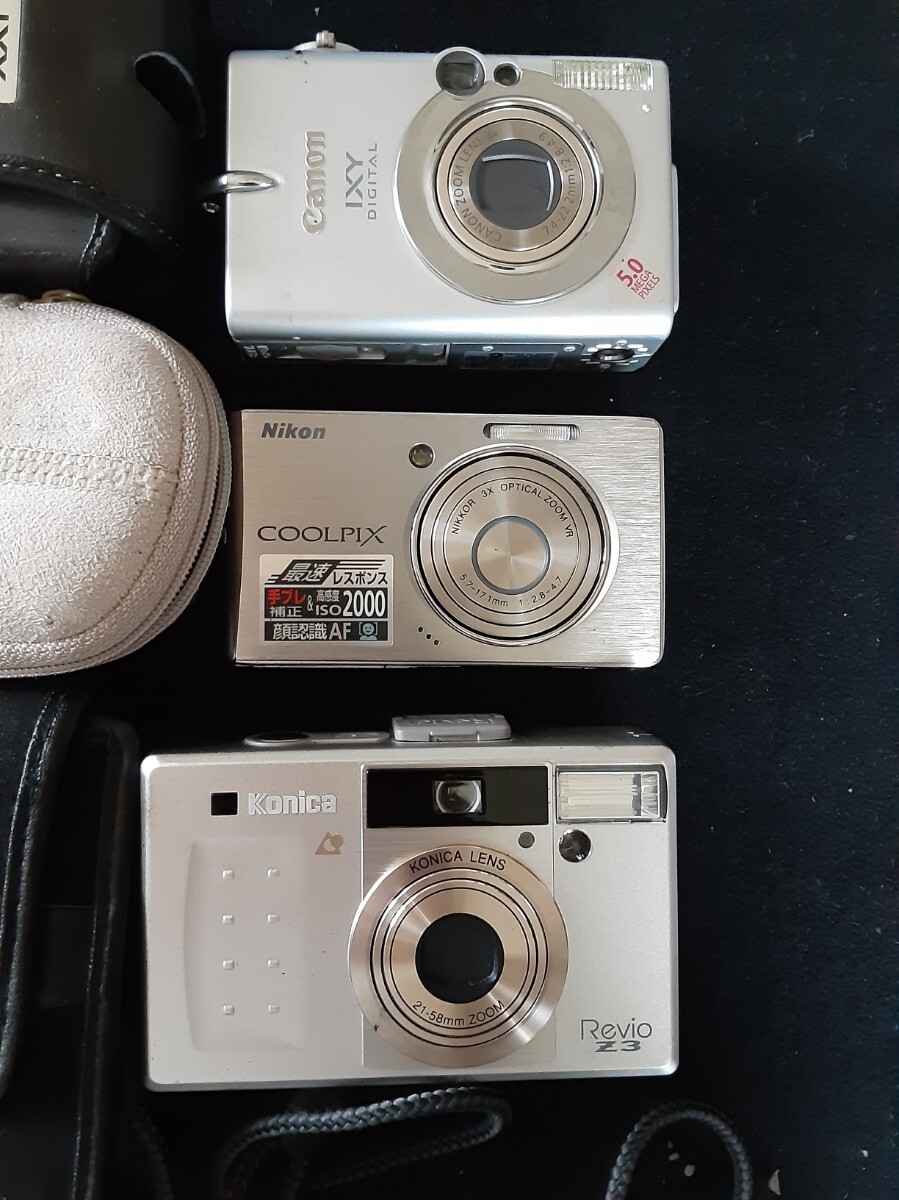 ☆ジャンク！デジカメ 3台まとめ　Canon IXY/ Nikon COOLPIX/Konica Revio Z3 動作未確認