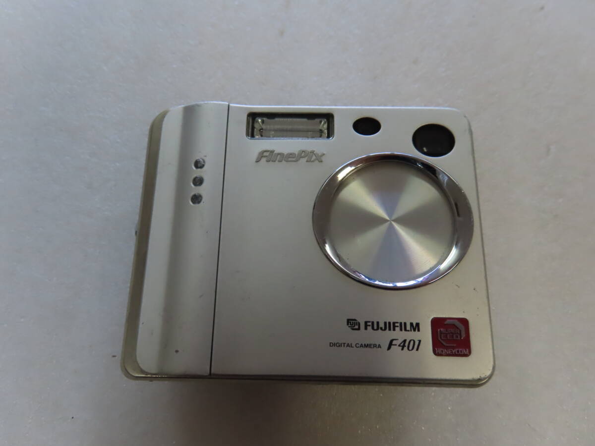 ♪ジャンク　Fujifilm Fine Pix F401 ⑩