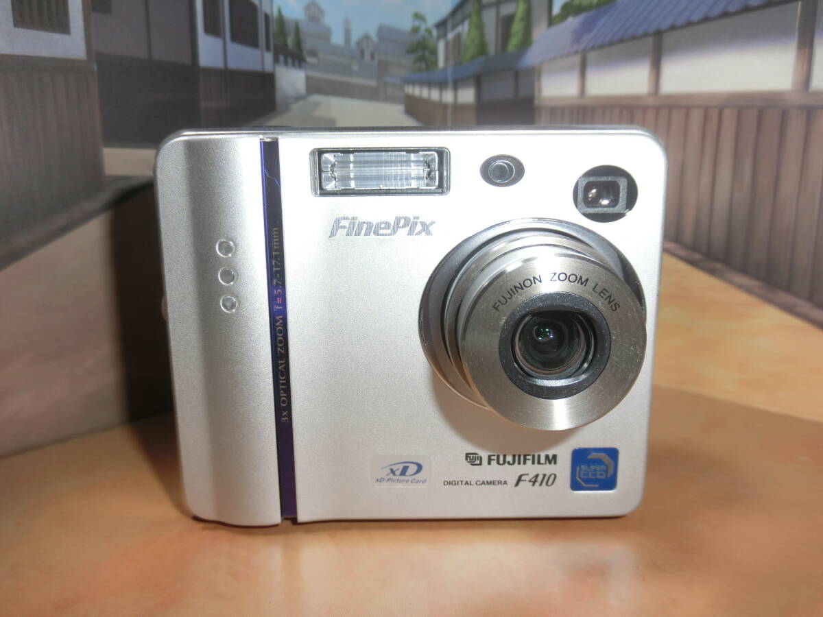 【動作確認済・ほぼ美品】富士フィルム　ファインピクス　FUJIFILM FinePix F410　バッテリー・チャージャー付き