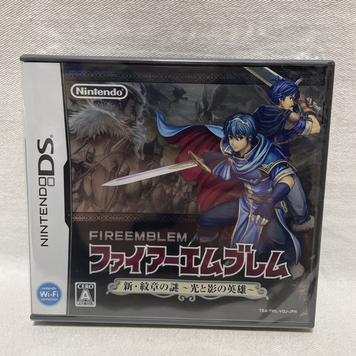 【DS】ファイアーエムブレム 新・紋章の謎 ~光と影の英雄~　新品　未開封　任天堂 ニンテンドーDS