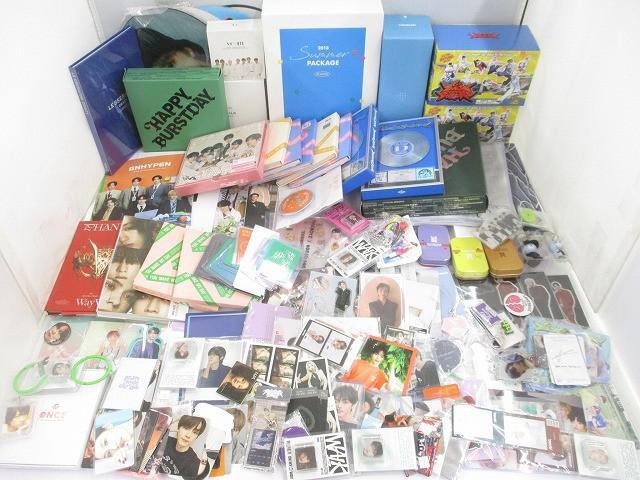 韓流 SEVENTEEN NCT BTS WayV 他 CD DVD 2018 Summer Package in Saipan アクリルスタンド バッジ 写真集 うちわ 等