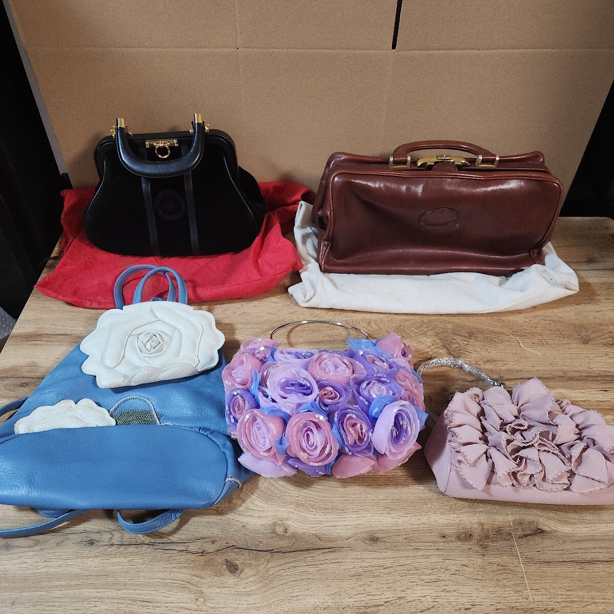 Roberta Di Camerino ロベルタディカメリーノ バコンギ シルクベルベット ハンドバック ダレスバッグ ドクターバック レザー リュック 花