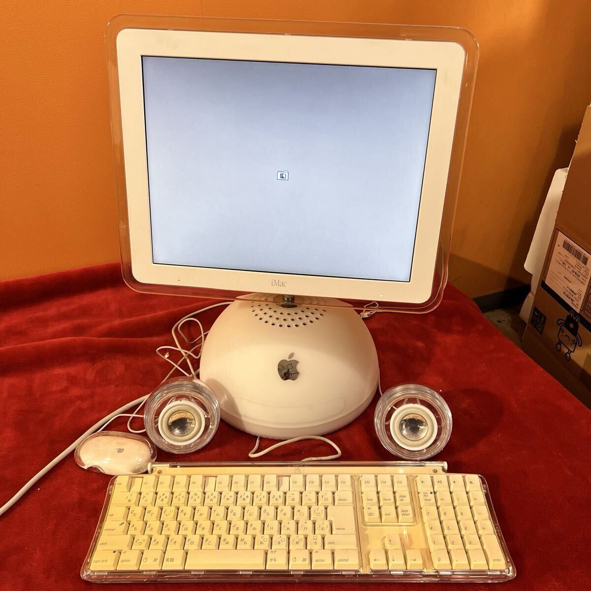 C3896 iMac Apple 古い パソコン PC キーボード マウス スピーカー セット 通電あり 動作未確認 ユーズド 