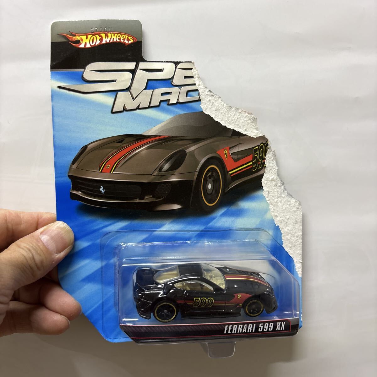 ホットウィール　フェラーリ　599XX 破損