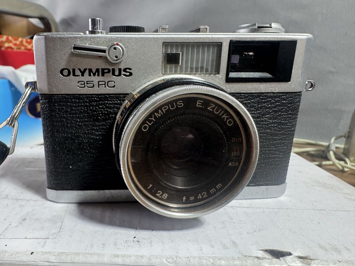 中古品現状渡し　OLYMPUS 35 RC E.ZUIKO f=42mm 1:2.8 フィルムカメラ　発送サイズは60cm