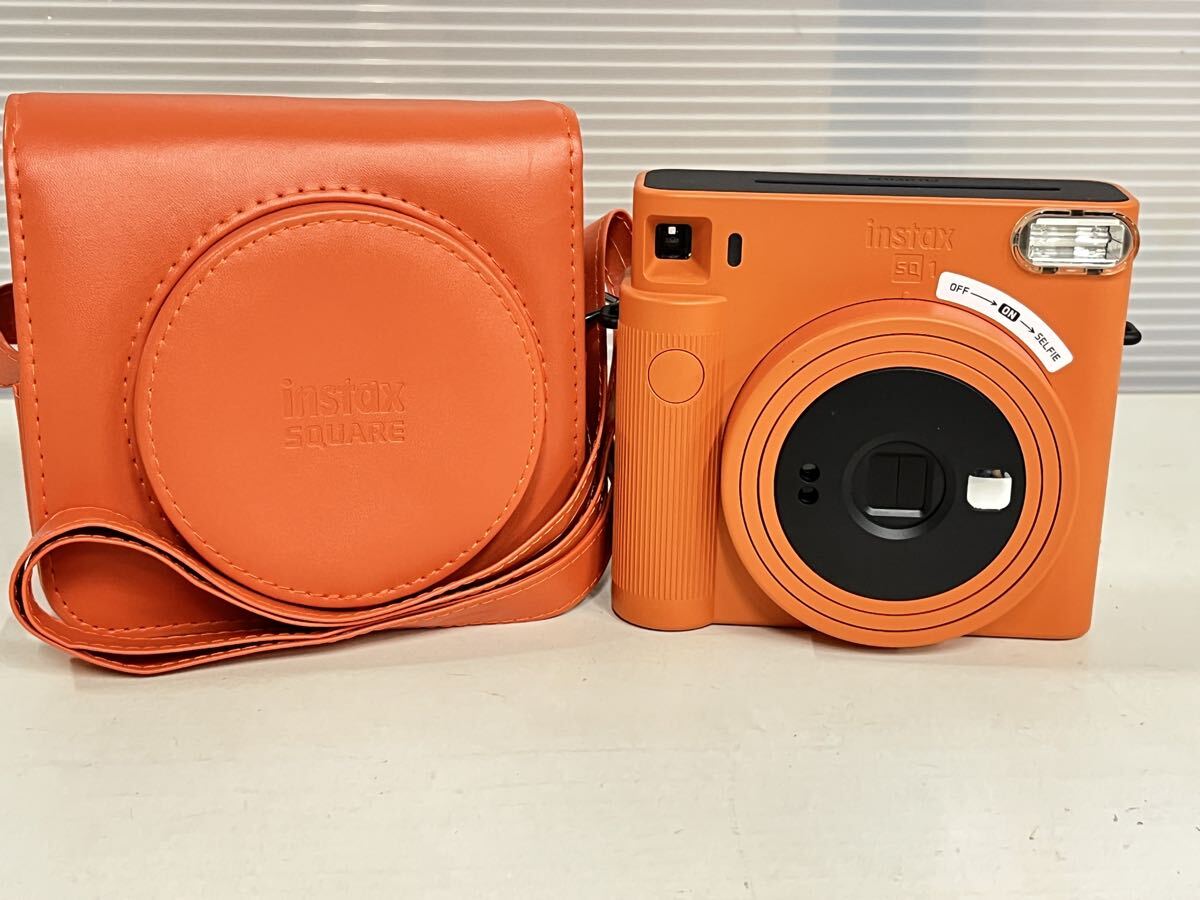 D60 FUJIFILM instax saUARE SQ1 富士フィルム チェキ インスタントカメラ