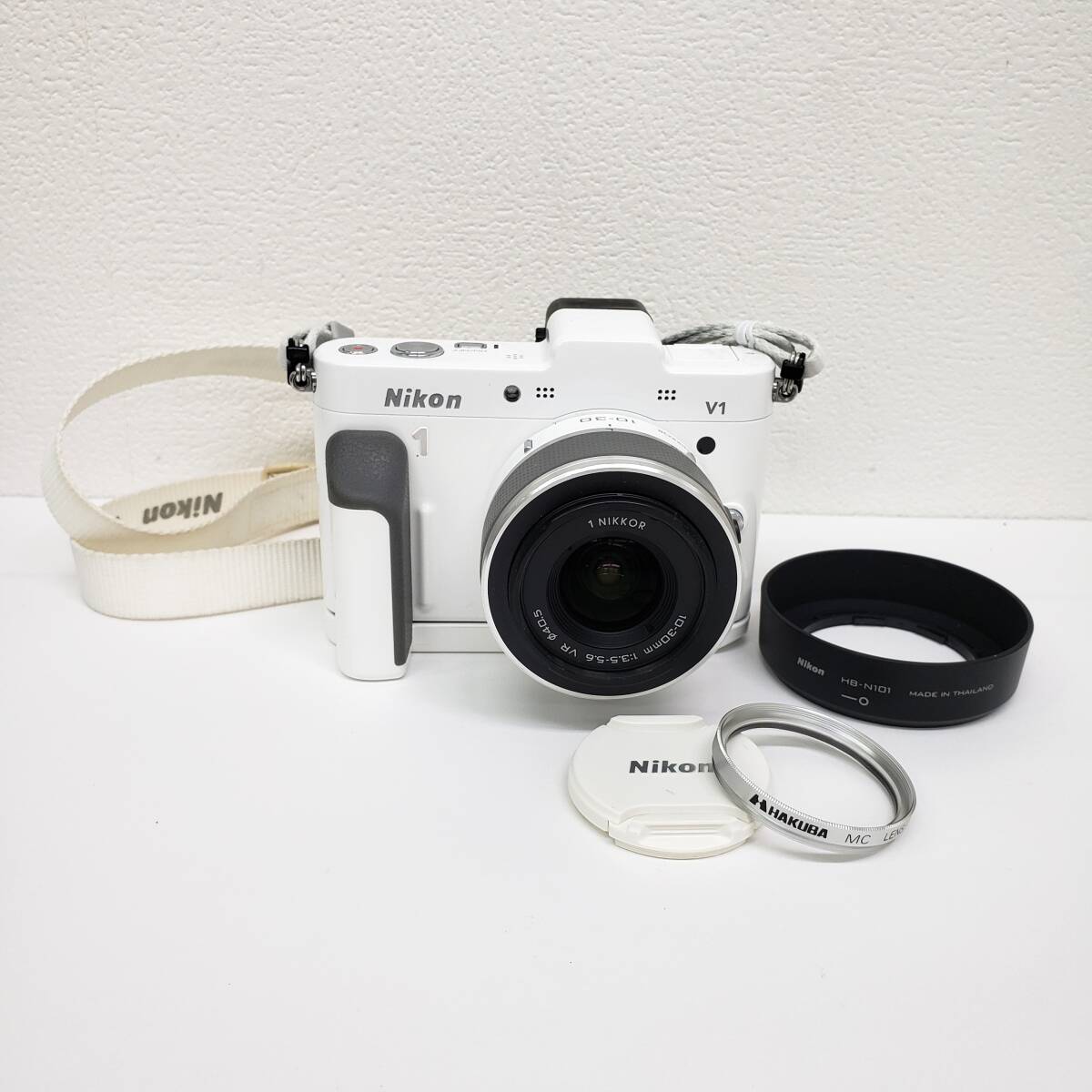 Nikon ニコン 1 V1 白 10-30mm 1:3.5-5.6 VR GR-N1000 デジタルミラーレスカメラ 撮影動作確認済み 詳細動作未確認 現状品