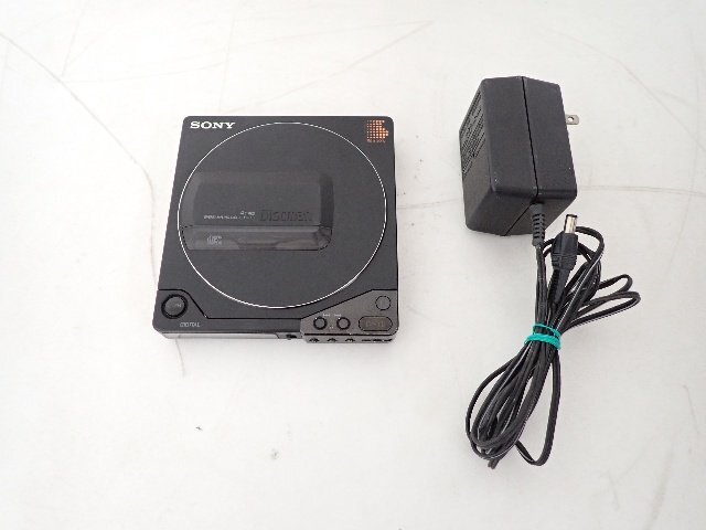 SONY ソニー D-250 ポータブルCDプレーヤー DISCMAN ジャンク品 ∴ 7561A-4