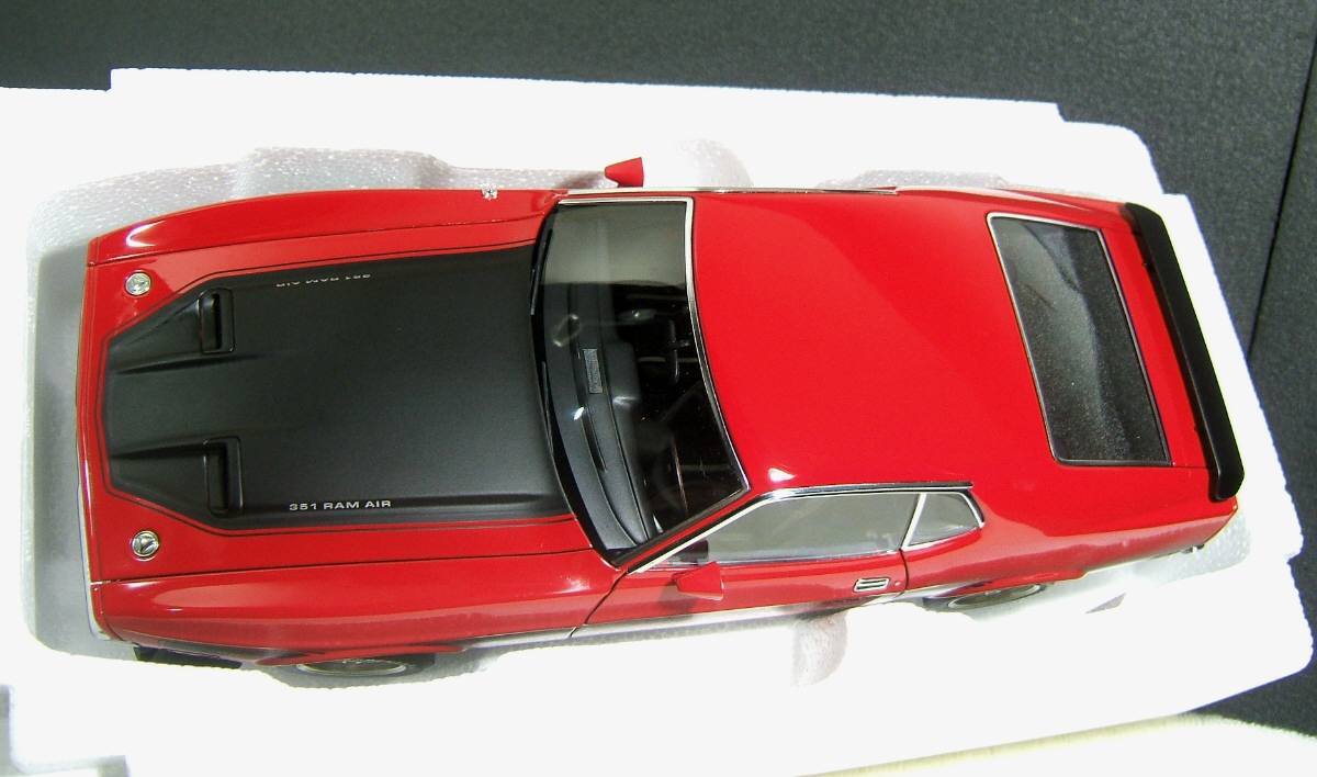 1/18 AUTOart 1971 FORD MUSTANG MACH1 / 1971年 フォード マスタング MACH1 (美品 k-038).