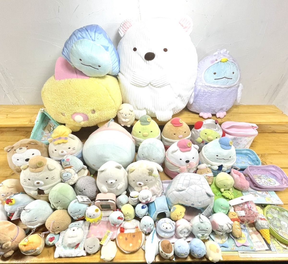 KS50514 すみっコぐらし　ぬいぐるみ　大量まとめ　発送サイズ160　同梱不可 とんかつ とかげ しろくま マスコット