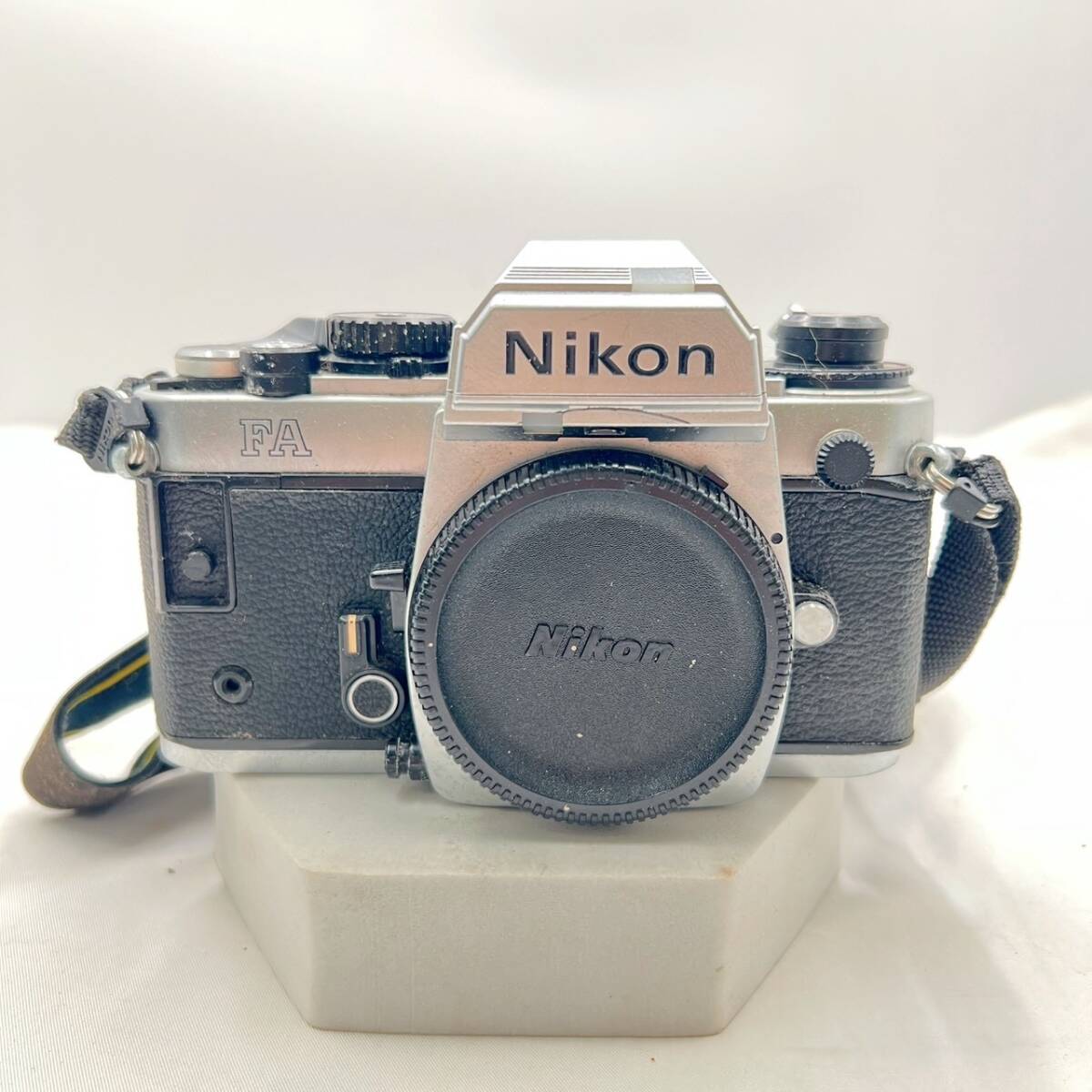 【送料無料】名機フィルム一眼　Nikon FA ボディ MF一眼レフ Fマウント シルバージャンク