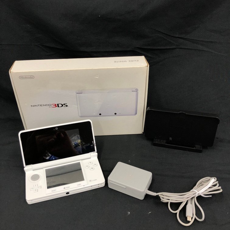 Nintendo　ニンテンドー　3DS　CTR-001　CJH126561591　ジャンク品　箱付き【EEAN8026】