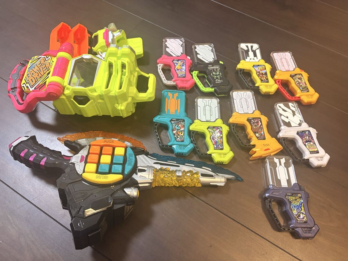仮面ライダーエグゼイド DXゲーマドライバー ガシャット　ダブル装填 DXガシャコンキースラッシャー　セット