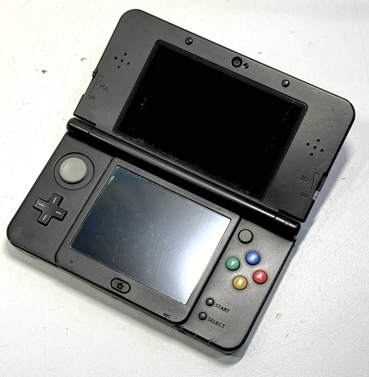 任天堂 中古ポータブルゲーム機 NEWニンテンドー3DS本体 痛みあり 修理前提・ジャンク扱い