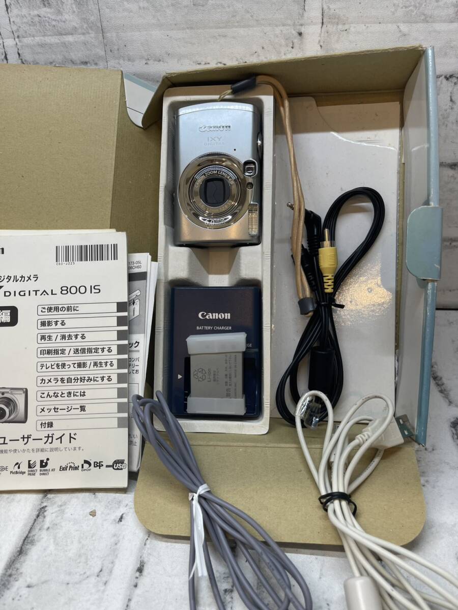 Canon IXY DIGITAL 800 IS キャノン イクシー シルバー デジタルカメラ 予備バッテリー有 説明書 箱付　通電のみ確認　現状品 【9828】