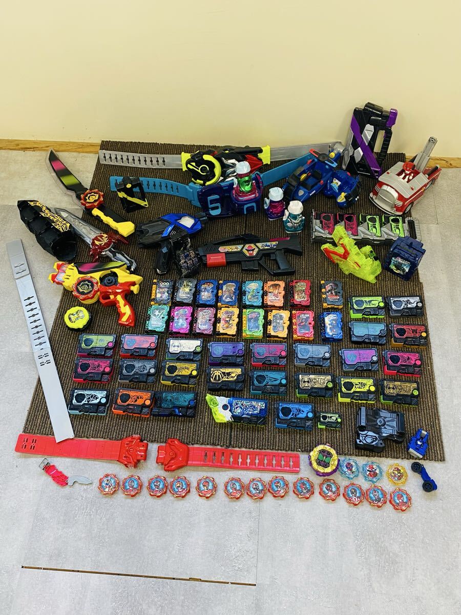 ☆【まとめ商品】仮面ライダー ゼロワン リバイス セイバーなど 変身ベルト 付属品写真参照 おもちゃ 戦隊 こども用品 通電動作未確認