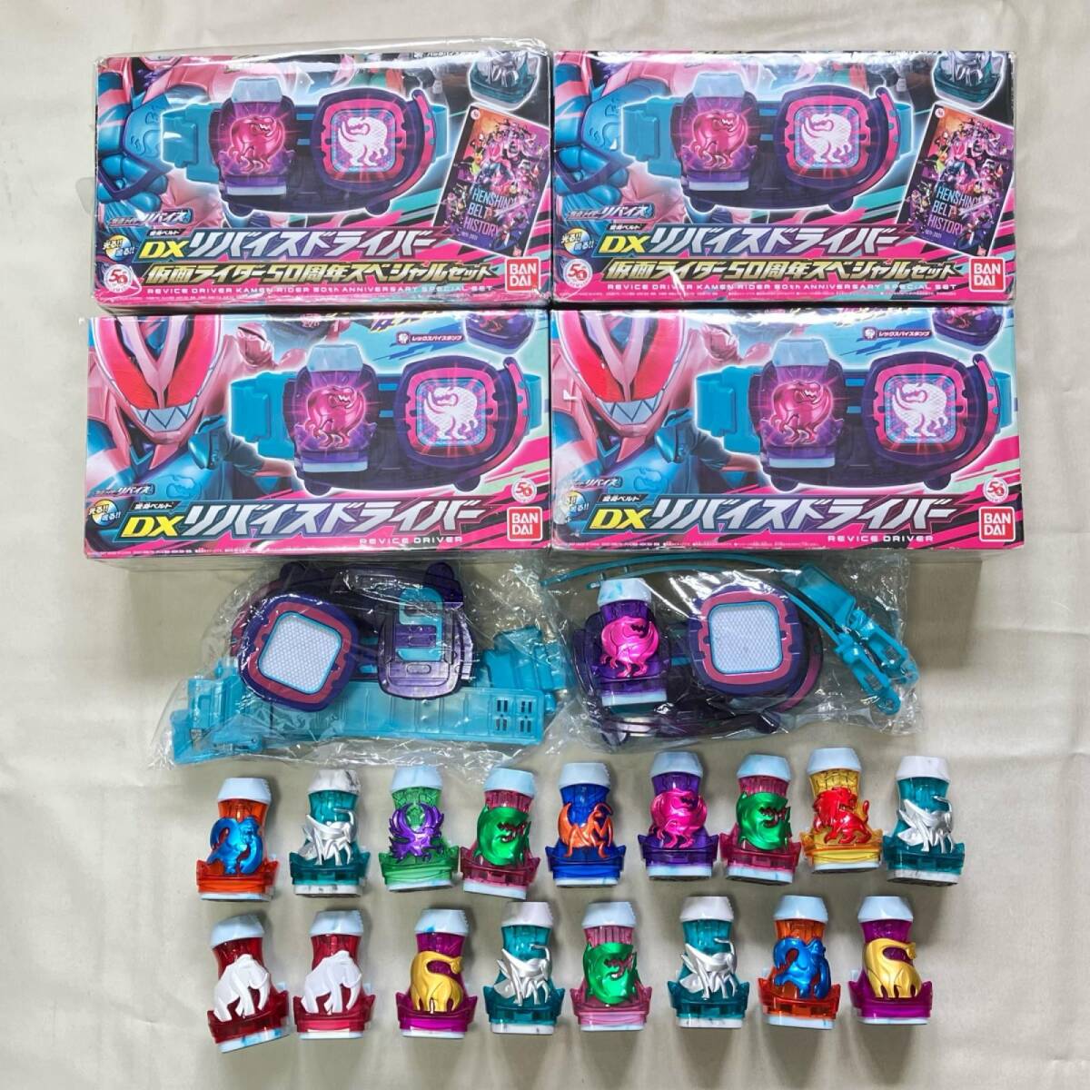 ■仮面ライダーリバイス まとめ商品 大量 変身ベルト DXリバイスドライバー 50周年スペシャルセット バイスタンプ おもちゃ 男の子