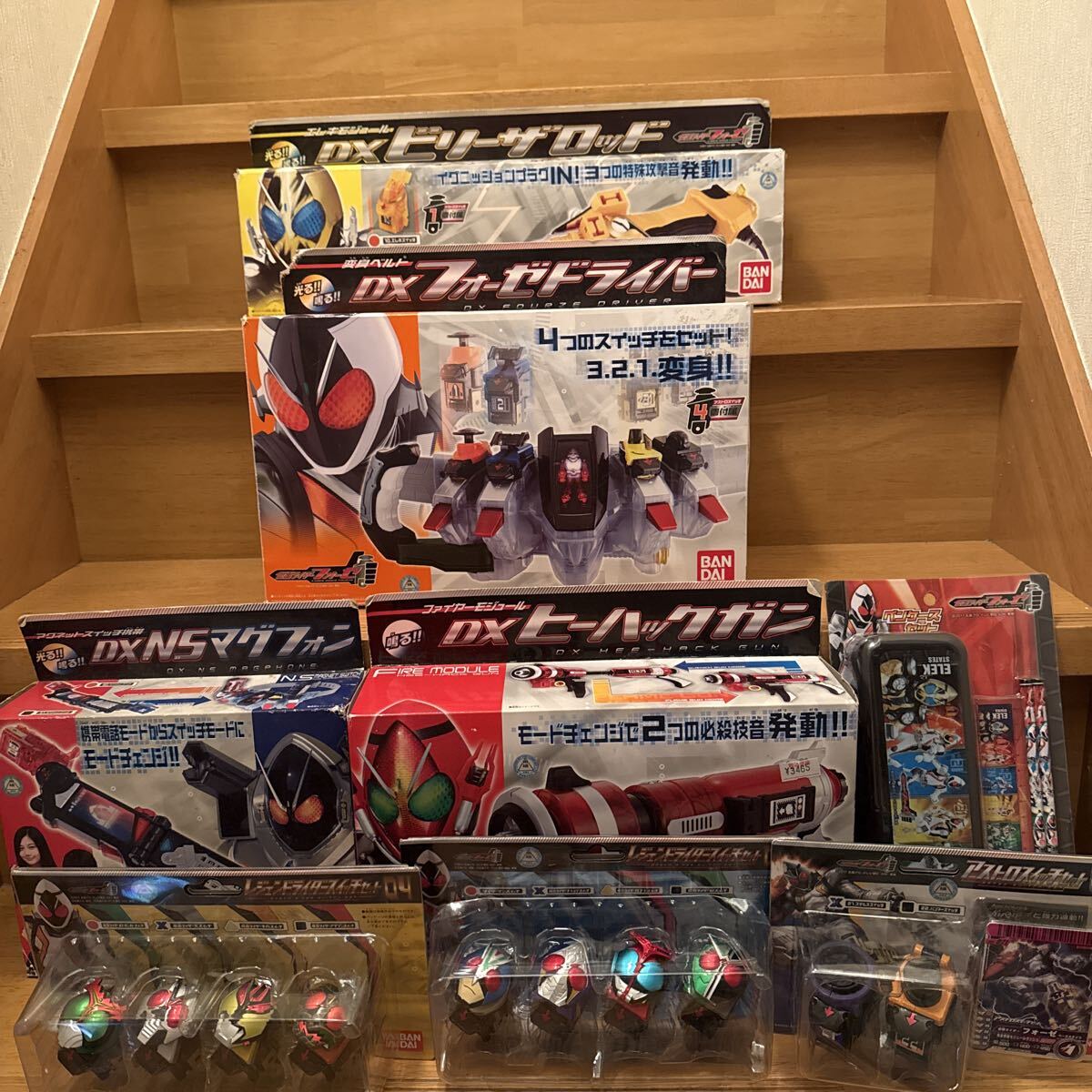 希少バンダイ　仮面ライダーフォーゼ【DXフォーゼドライバー&NSマグフォン・レジェンドライダースイッチセット他まとめて】未使用&現状品