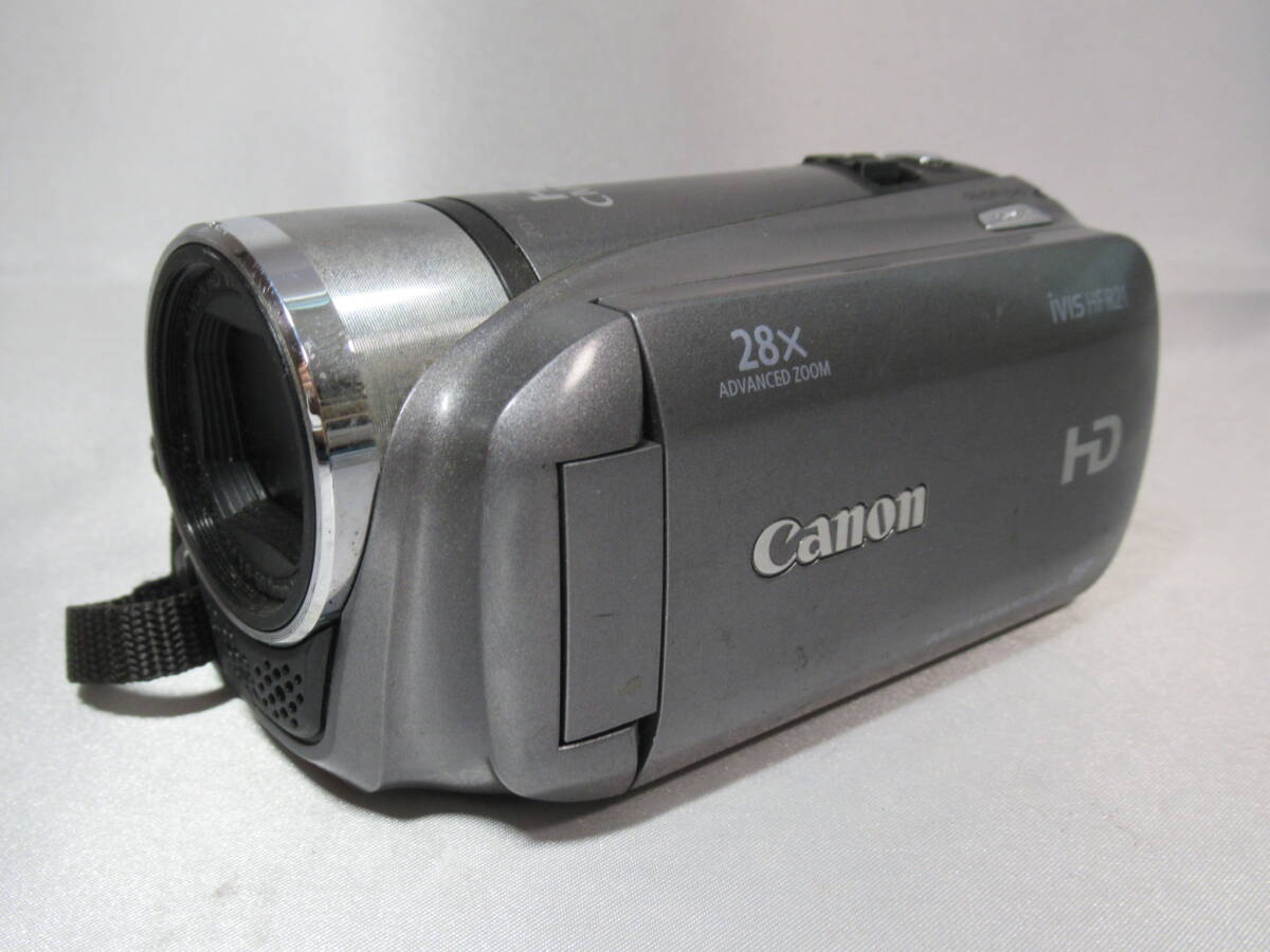 【動作確認済み】 Canon / キャノン　iVIS HF R21　内蔵メモリー32GB　シルバー　デジタルビデオカメラ　管Z0667
