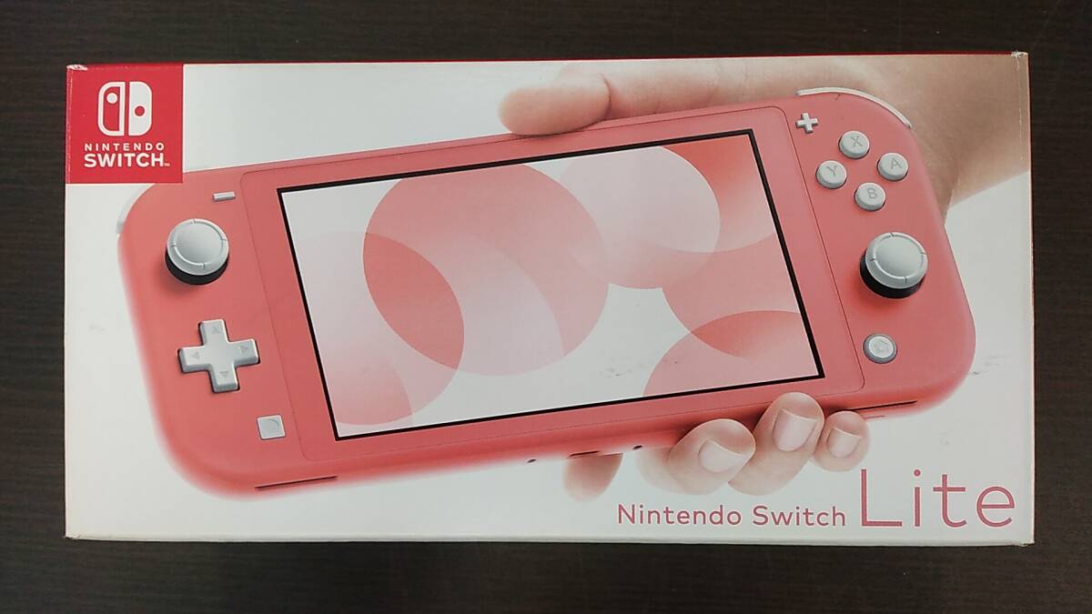 ◆◇中古品　ニンテンドースイッチ ライト　コーラル　HDH-001　完品　動作確認済み　AA4700-092◇◆